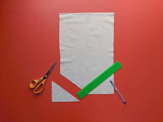 wall_hanging_cut_1.jpg?sw=554&q=85