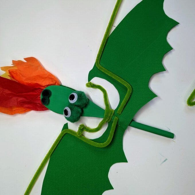 how-to-make-a-wooden-spoon-dragon-puppet_step-14a.jpg?sw=680&q=85