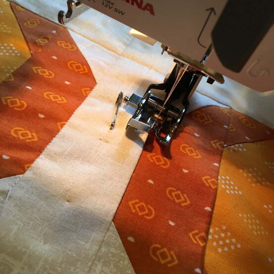 pumpkin-table-runner-step-12.jpg?sw=554&q=85