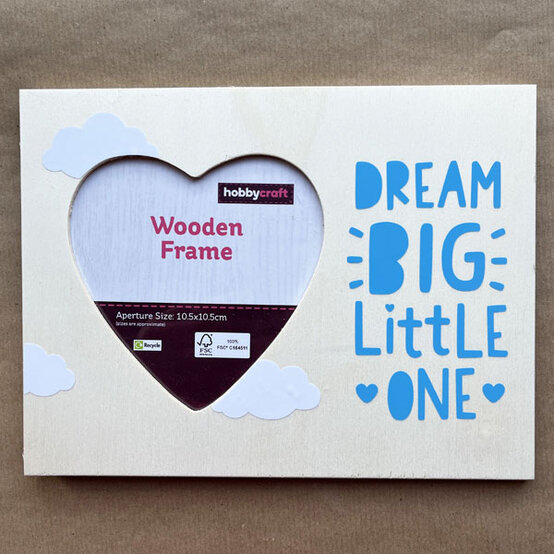 cricut-heart-frame_step-6.jpg?sw=554&q=85