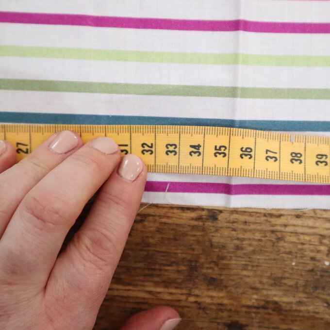 how-to-sew-placemats-and-napkins_napkin_step1a.jpg?sw=680&q=85