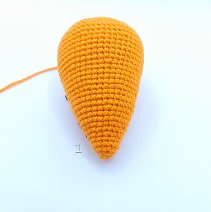 Idea_How-to-crochet-vegetables_Carrot1.jpg?sw=680&q=85