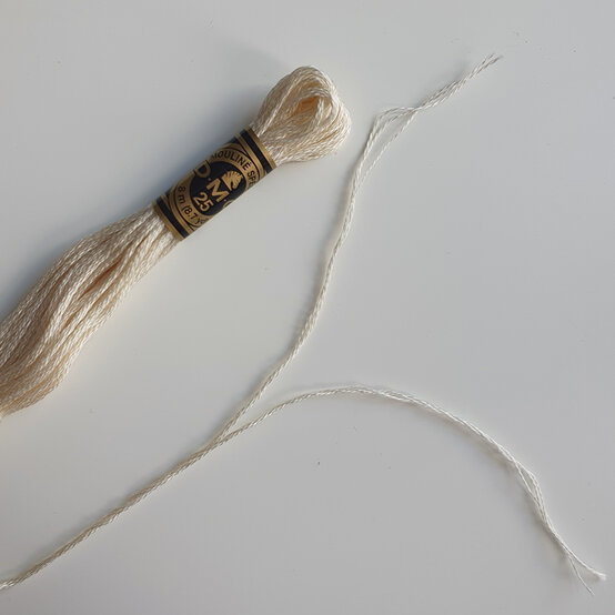 personalised-embroidered-decorations_step19.jpg?sw=554&q=85