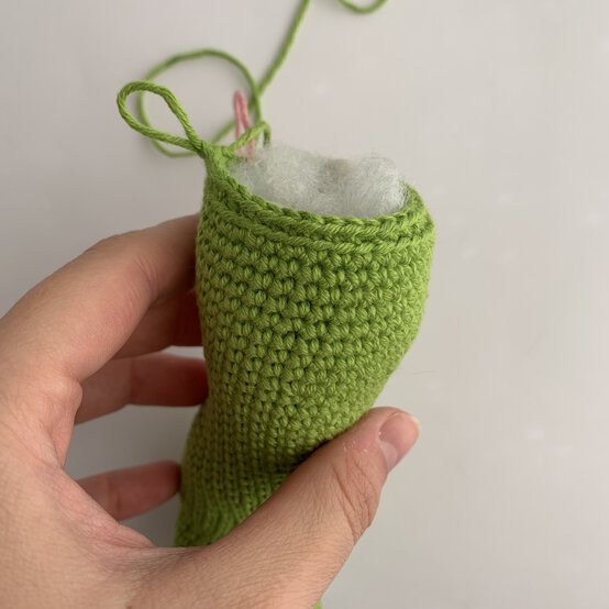 How%2Dto%2DCrochet%2Dan%2DAmigurumi%2DLochNess%5FBody%5F6.jpeg?sw=554&q=85