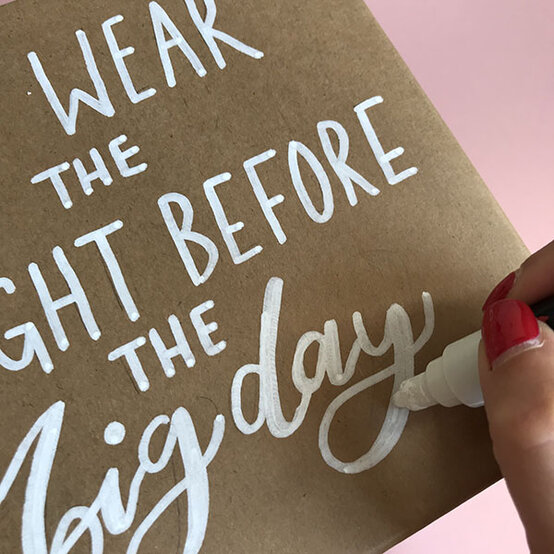 grass-bridesmaid-hamper-box2.jpg?sw=554&q=85