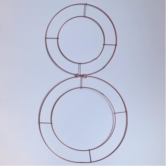 pom_pom_bunny_wall_art_step_4.jpg?sw=554&q=85