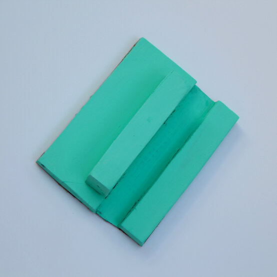 clay-ipad-stand-little-button-diaries-2b.jpg?sw=554&q=85