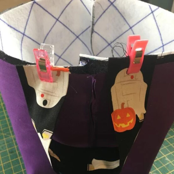 halloween-treat-bag-10.jpg?sw=554&q=85