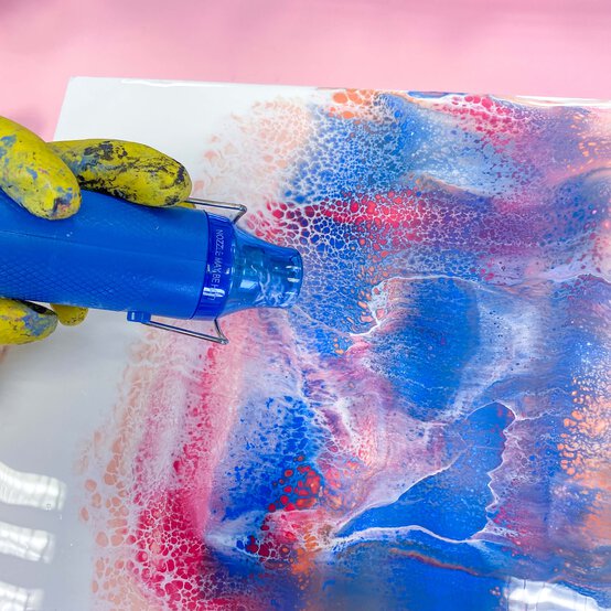 fluid-pouring_step5_7.jpg?sw=554&q=85