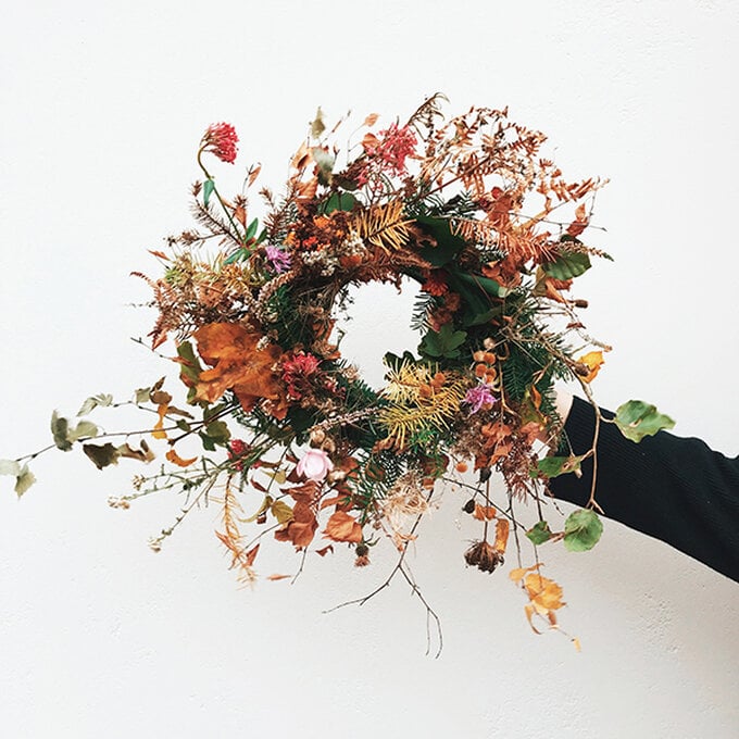 fresh-foraged-autumnal-wreath-final.jpg?sw=680&q=85