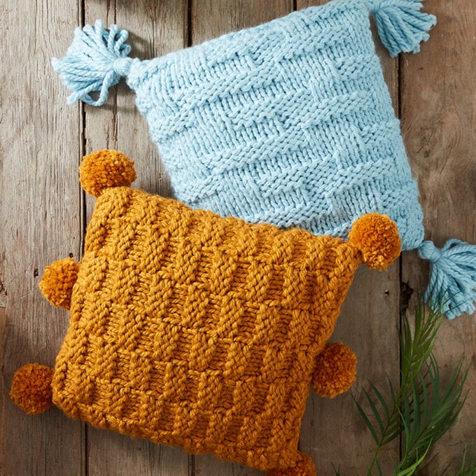 idea_knitwear-ideas-to-make-this-autumn_cushion.jpg?sw=680&q=85