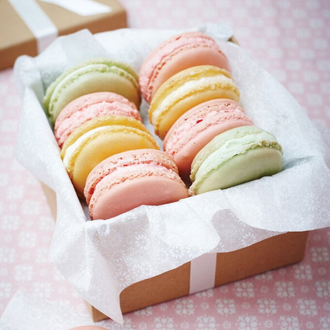 idea_valentines-day-baking-projects_macarons.jpg?sw=680&q=85