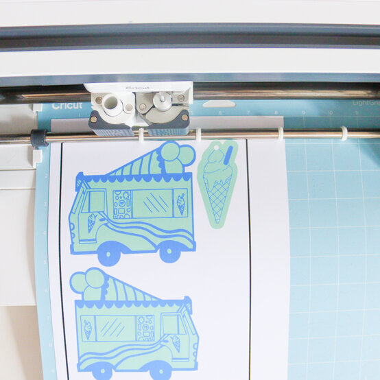 how-to-make-ice-cream-van-party-bags_2-tags.jpg?sw=554&q=85