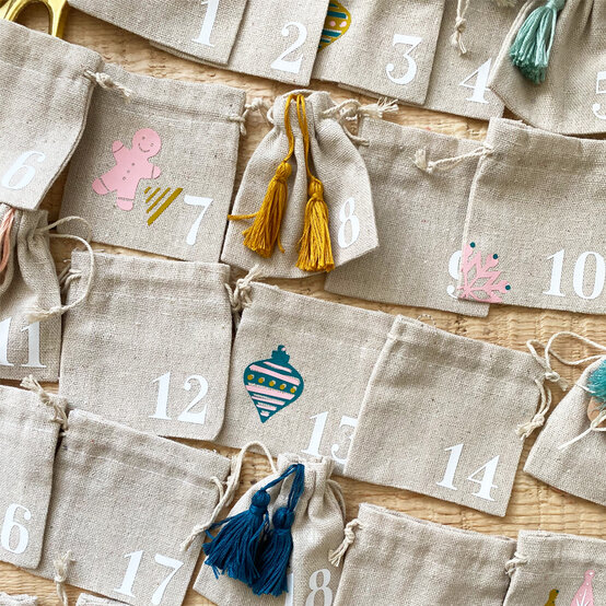 iron-on-vinyl-advent-calendar_step8_sq.jpg?sw=554&q=85