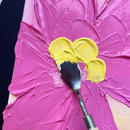 floral%20impasto%5Fstep%208f.jpg?sw=554&q=85