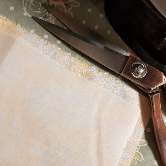 fabric_storage_boxes_scissors_3.jpg?sw=554&q=85