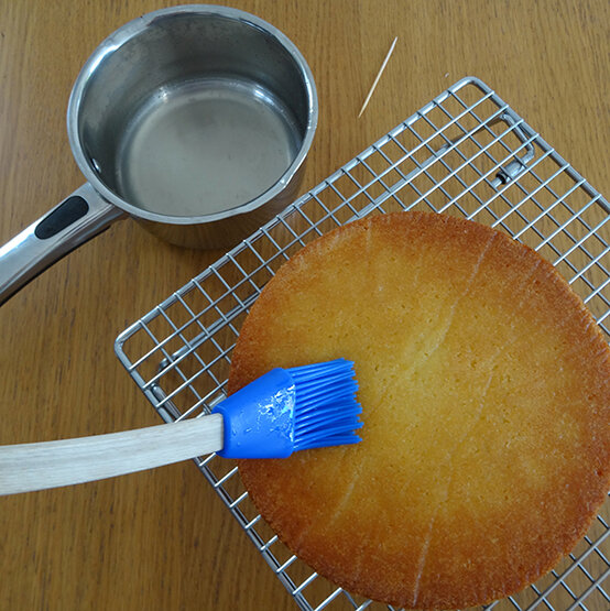 lemonandelderflower-step9.jpg?sw=554&q=85