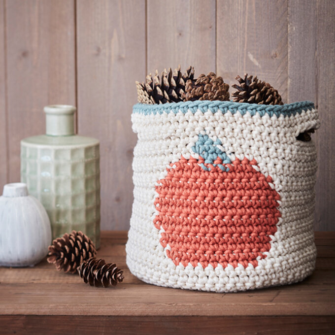 pumpkin-crochet-basket.jpg?sw=680&q=85