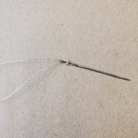 Idea_how-to-sew-a-christmas-cross-stitch_step1b.jpg?sw=554&q=85