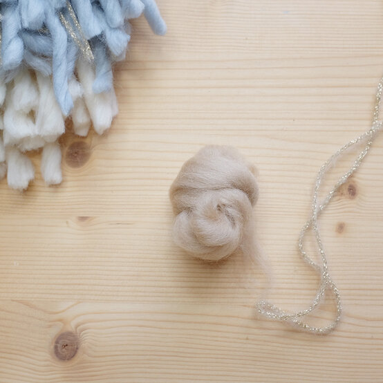 how_to_make_-a_floral_weave_26.jpg?sw=554&q=85