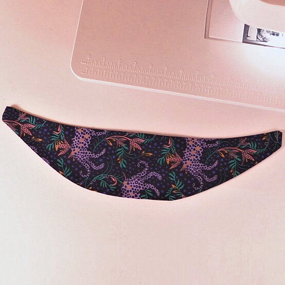 eyelet-curtains_tie-backs_step3_sq.jpg?sw=554&q=85