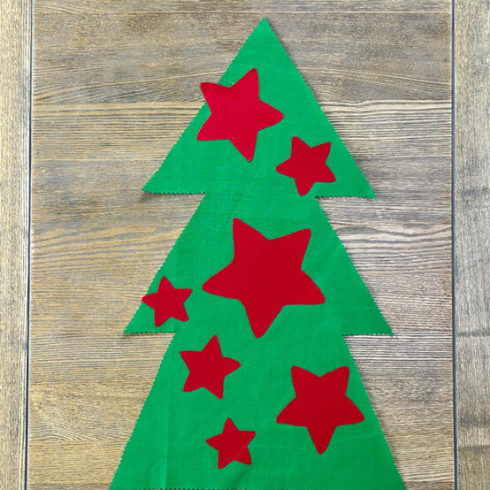 idea%5Fhow%2Dto%2Dsew%2Dchristmas%2Dtree%2Dcushions%5Fstep%2D09.jpg?sw=554&q=85