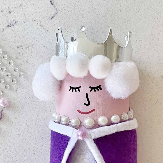 Idea_how-to-make-royal-craft-rolls_step3.jpg?sw=554&q=85