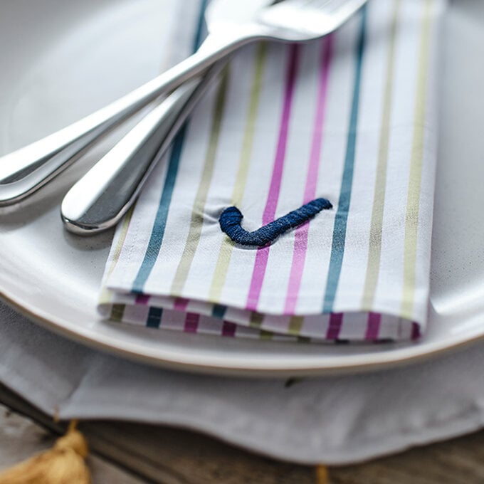 how-to-make-placemats-and-napkins_Napkins.jpg?sw=680&q=85