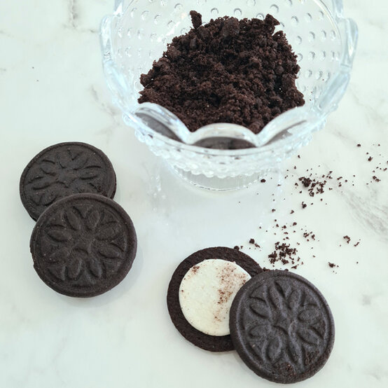 idea_meringue-nests_step6b.jpg?sw=554&q=85