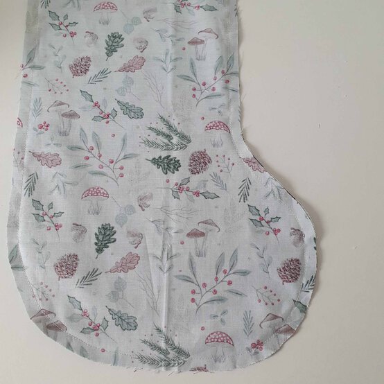 Idea_how-to-make-an-embroidered-stocking_step7a.jpg?sw=554&q=85