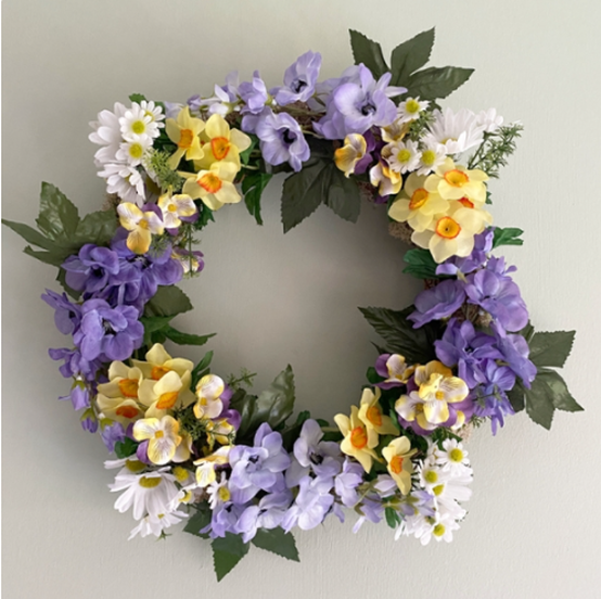 get-started-in-floristry-hero2.png?sw=554&q=85