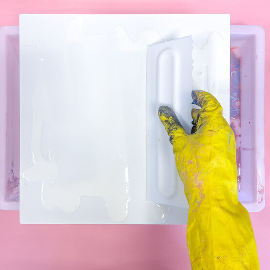 fluid-pouring_step5_2.jpg?sw=554&q=85