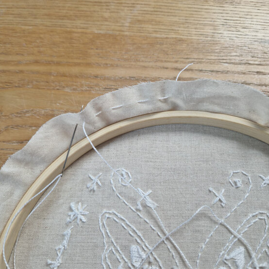 idea%5Fcandle%2Dwicking%2Dembroidery%2Dideas%5Fstep%2D06.jpg?sw=554&q=85