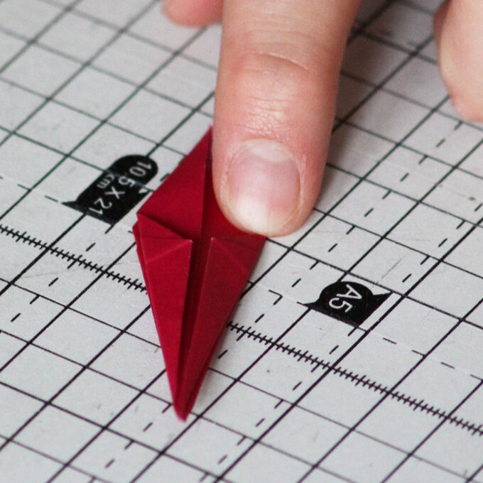 origami-baubles-10.jpg?sw=680&q=85