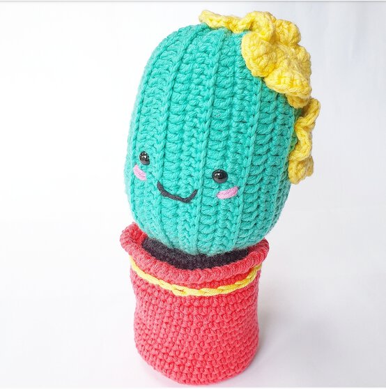 how_to_make_amigurumi_cactus_characters_12.jpg?sw=554&q=85