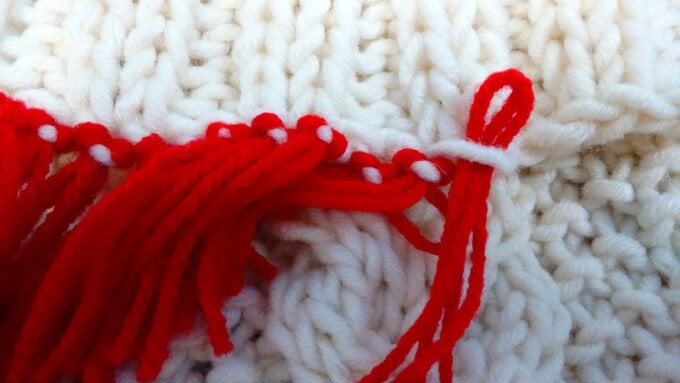 cable-knit-stocking7.jpg?sw=680&q=85