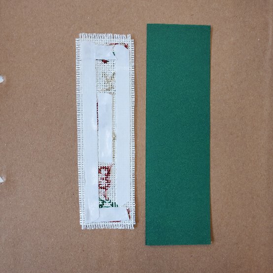 Idea_how-to-sew-a-christmas-cross-stitch_step3d.jpg?sw=554&q=85