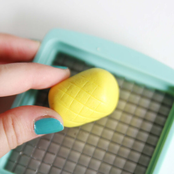 fimo-place-name-holder-step-2.jpg?sw=554&q=85