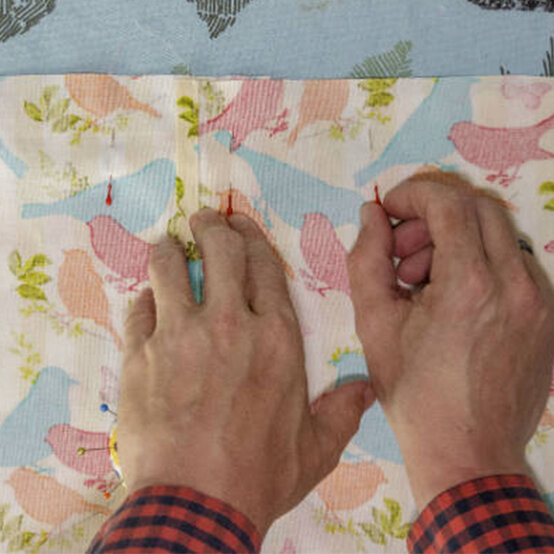 zip-free-cushion-cover-2.jpg?sw=554&q=85