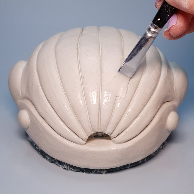 Idea_how-to-make-a-yarn-bowl-with-air-drying-clay_step8d.jpg?sw=680&q=85
