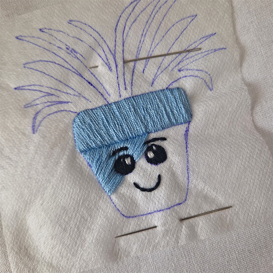 how-to-make-embroidery-patches_plant-2a.jpg?sw=554&q=85