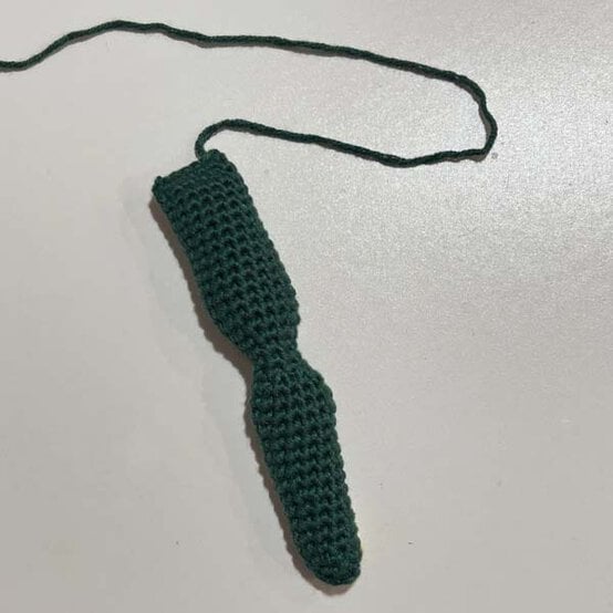 ideas%5Fhow%2Dto%2Dcrochet%2Dan%2Damigurumi%2Dfrog%5Flegs%2D4.jpg?sw=554&q=85