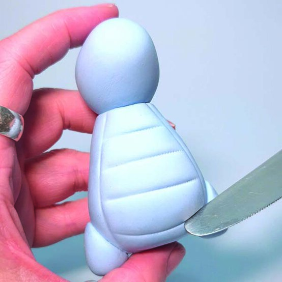 ideas%5Fclay%2Dcharacter%2Dprojects%2Dfor%2Dkids%5Fdinosaur%5Fstep%2D5b.jpg?sw=554&q=85