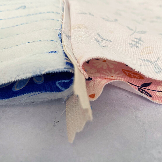 how-to-sew-a-quilted-makeup-bag_step12c.jpg?sw=554&q=85