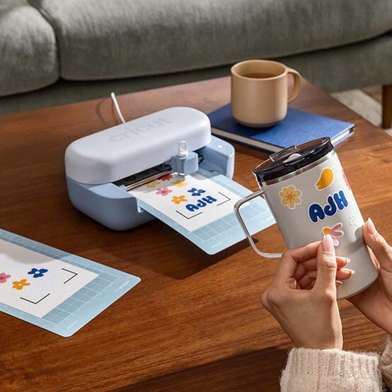 ideas%5Fget%2Dstarted%2Din%2Dcricut%2Djoy%2D3.jpg?sw=554&q=85