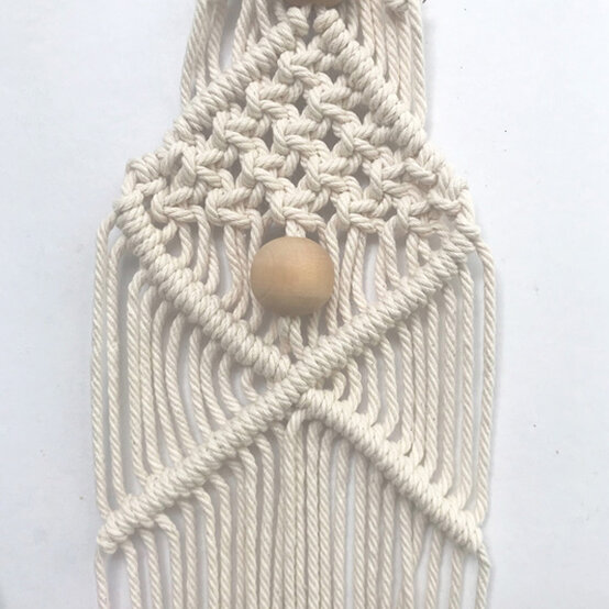 idea_macrame-large-christmas-tree_step13.jpg?sw=554&q=85