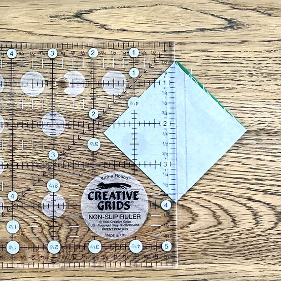 Idea_how-to-quilt-a-christmas-stocking_step4c.jpg?sw=554&q=85