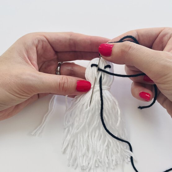 how-to-make-a-halloween-crochet-cushion-photo-7.jpg?sw=554&q=85