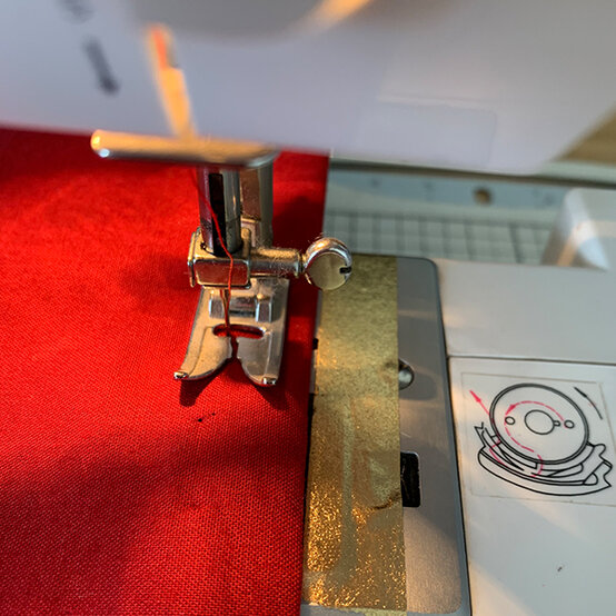 cricut-how-to-make-a-fabric-banner_step10a.jpg?sw=554&q=85