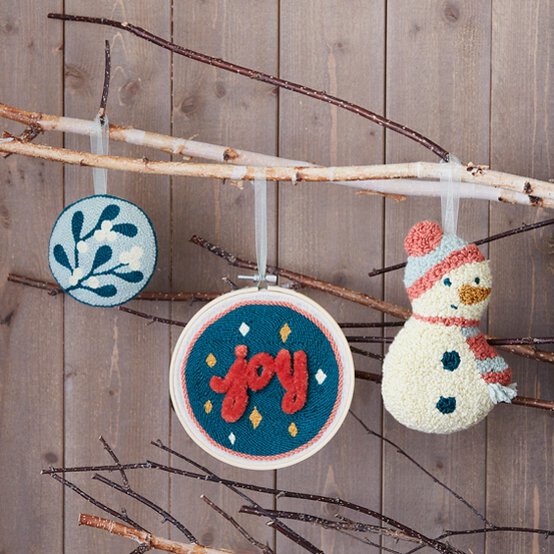 punch-needle-christmas-decorations.jpg?sw=554&q=85